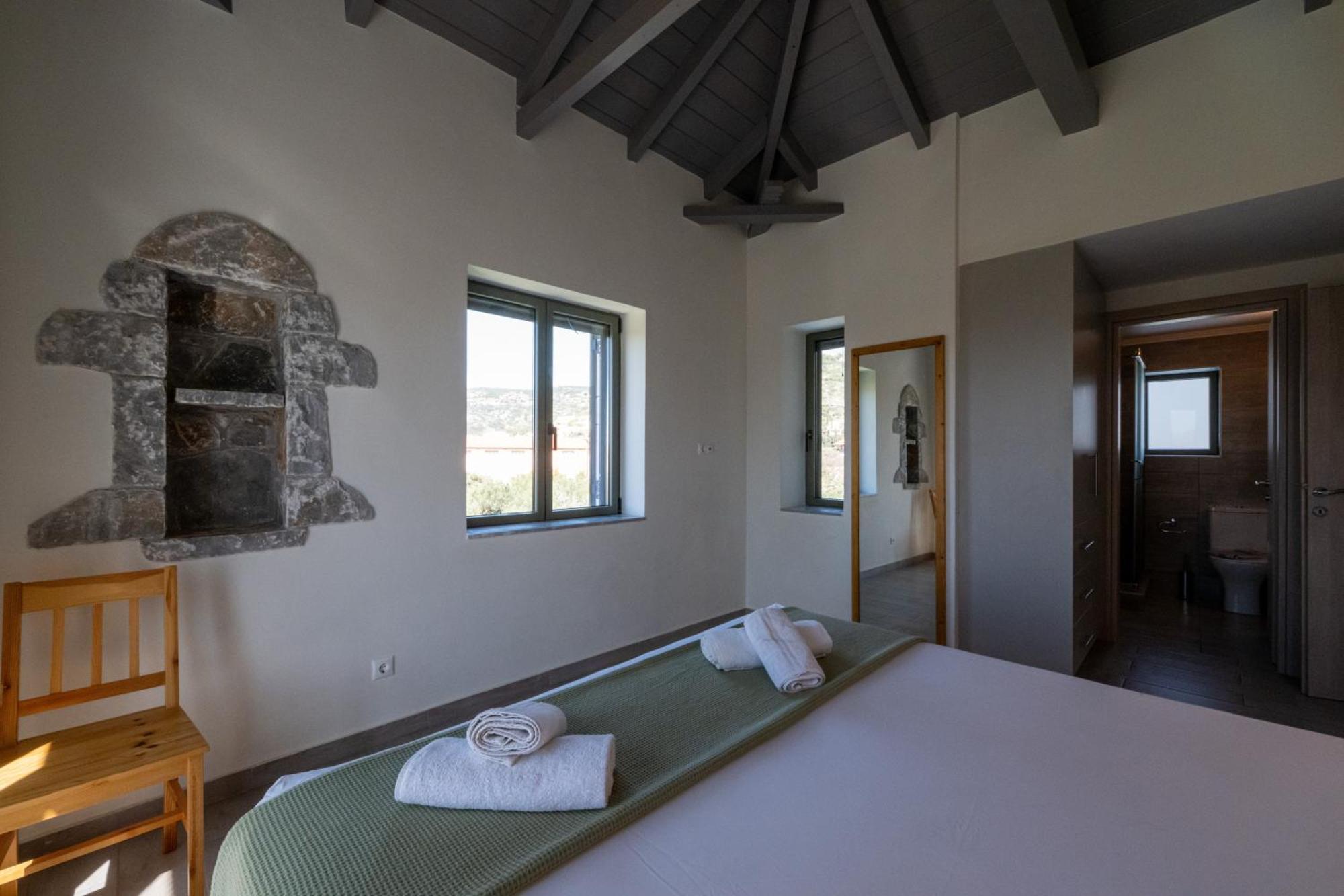 Villa Torri Di Pietra Stoúpa Habitación foto