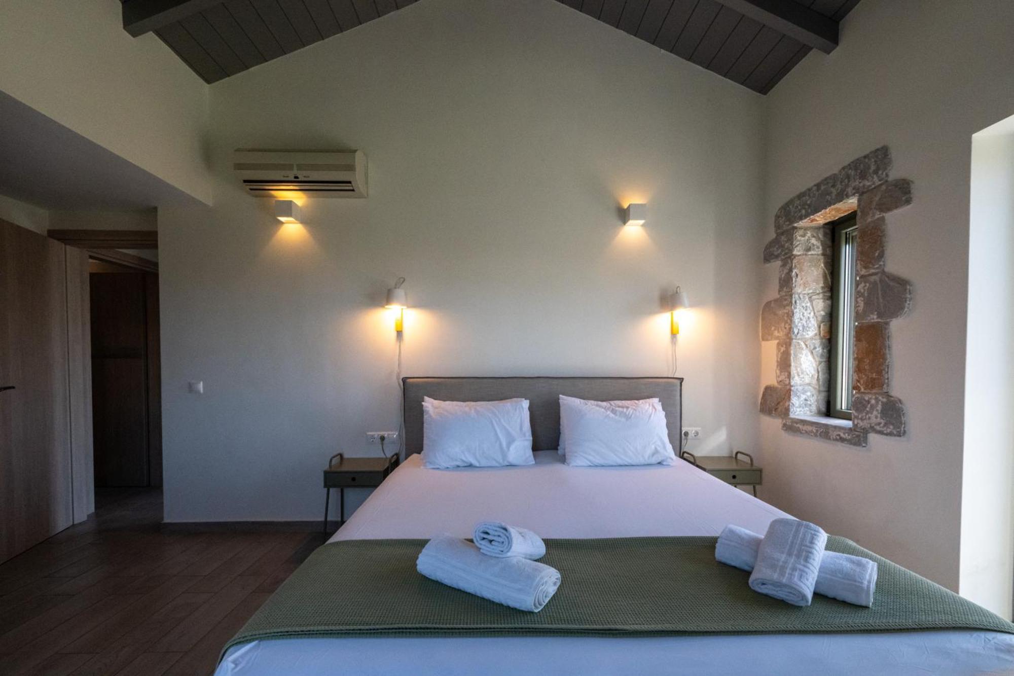 Villa Torri Di Pietra Stoúpa Habitación foto